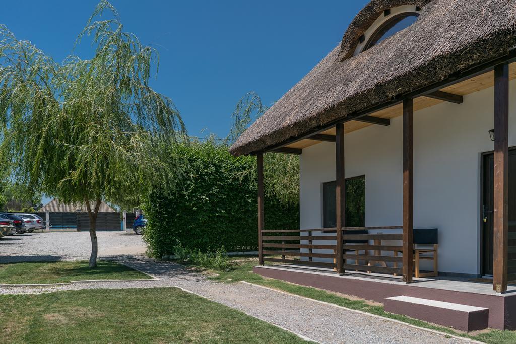 Casa Patru Anotimpuri Otel Dunavăţu de Jos Dış mekan fotoğraf