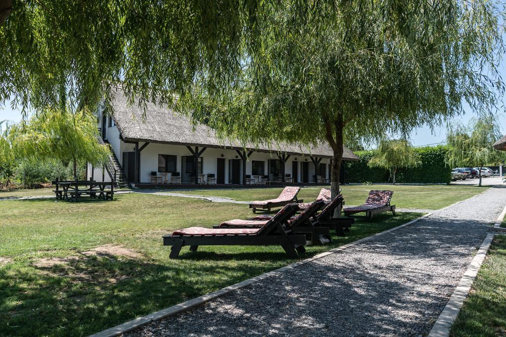 Casa Patru Anotimpuri Otel Dunavăţu de Jos Dış mekan fotoğraf