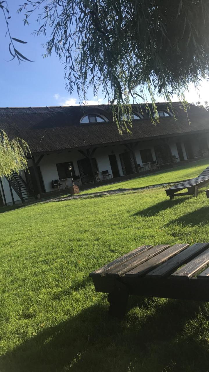 Casa Patru Anotimpuri Otel Dunavăţu de Jos Dış mekan fotoğraf